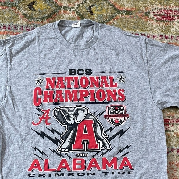 University of Alabama Crimson Tide 2013 College Football Champions Tshirt - Picture 2 of 5